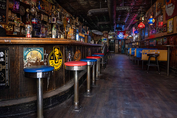 Bar, Old Wilmington, NC, 2025