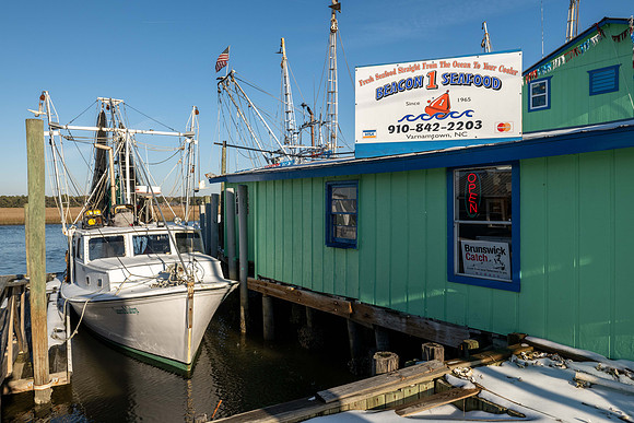 Beacon Seafood, Varnumtown, NC 2025