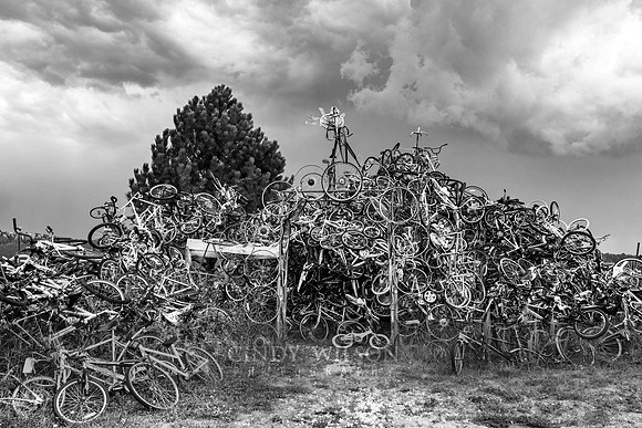 Heap O'Bikes Sculpture, Pringle, SD