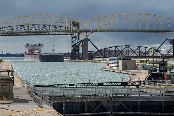 American Integrity Enters the Soo Locks