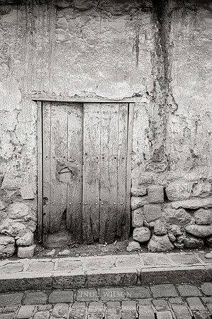Doorway Patina Cusco BW