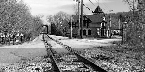 Along the Tracks, Yantic CT