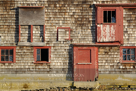 Barn Windows, Ft Getty