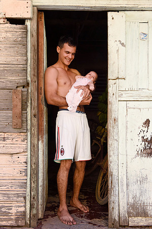 Proud Papa, Gibara, Cuba