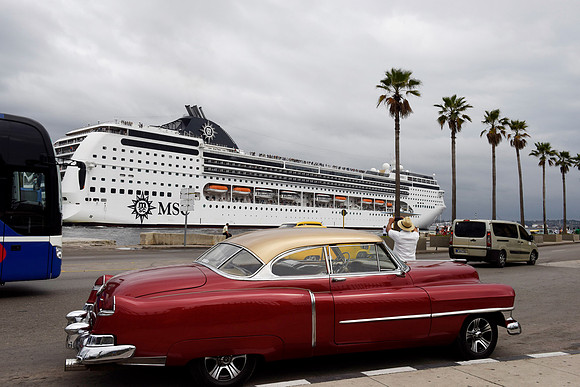 Cruise Ship, Havana