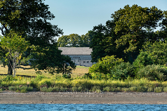 Farm Frontage, Jamestown