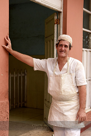 Bread baker, Gibara