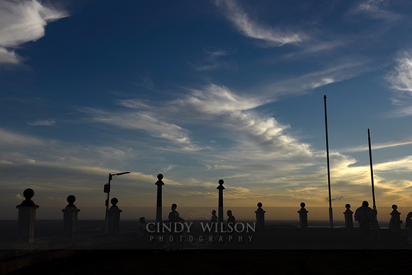 Silhouettes, Holguin