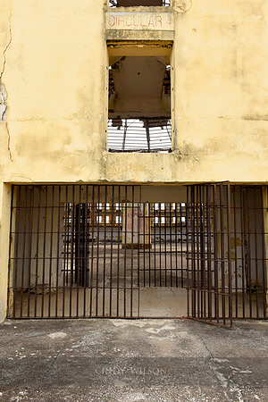 Entrance to Circular 5, Isle of Youth