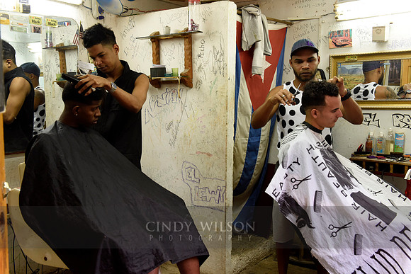 Barbers, Havana, 2018