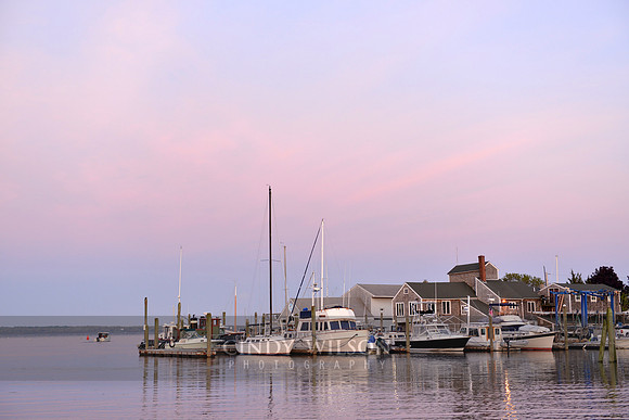 Pleasant Colors, Wickford