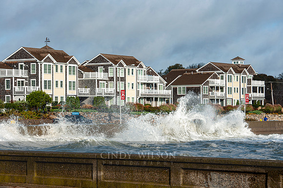 Waves on the Wall, Narragansett