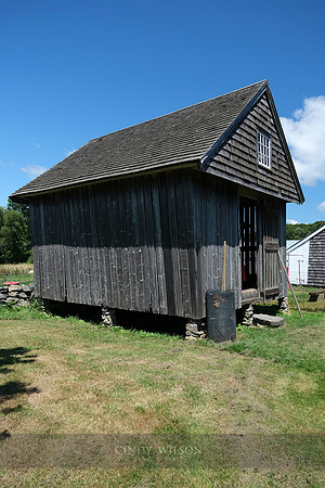 Corn Crib, Casey Farm