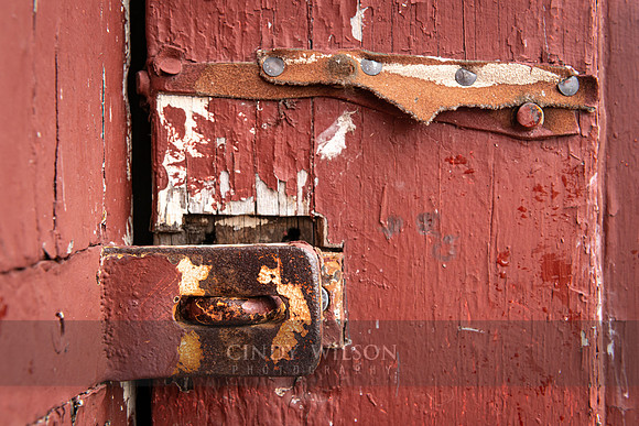 Red Barn Latch