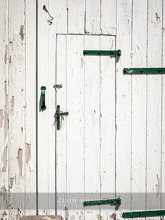White Door, Jamestown